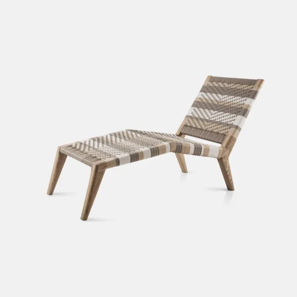 Praying Mantis Lounger - Image 3